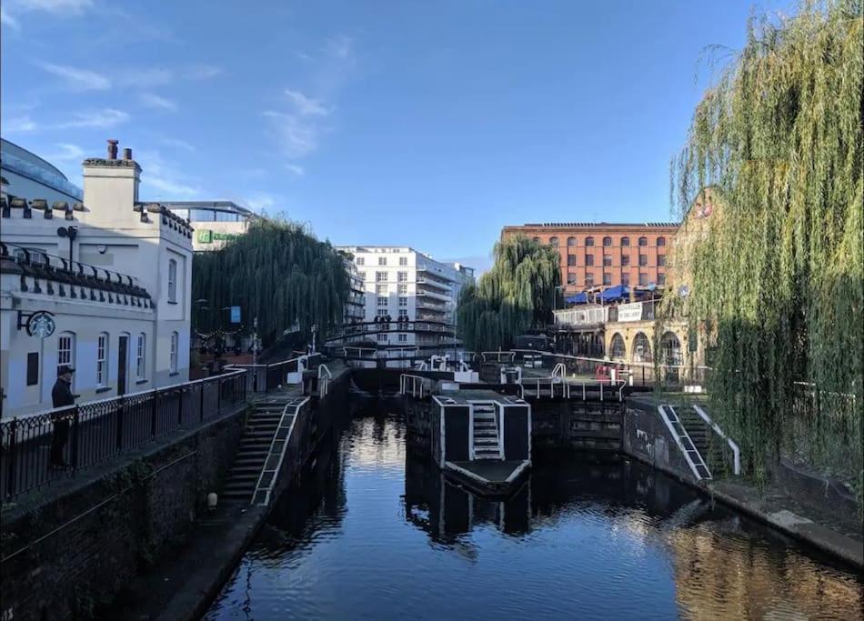 Flat In The Heart Of Camden Town Londra
