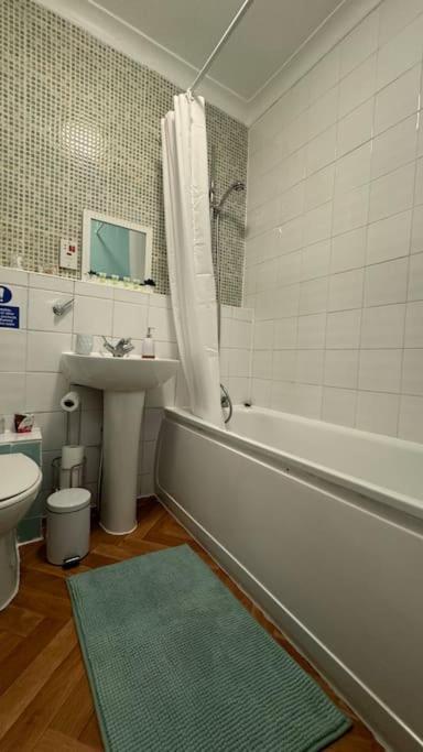 Flat In The Heart Of Camden Town * Londra